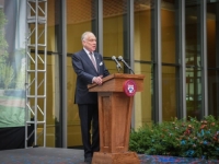 NAJVEĆA TAJNA WASHINGTONA: Iza svake Trumpove odluke stoji ovaj milijarder, čovjek koji je dao ideju za kupovinu Grenlanda