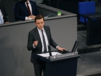 ADIS AHMETOVIĆ PODIGAO GLAS: 'Takvi ljudi nemaju šta da traže u Europi'