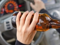 DRAMA NA AUTOCESTI: Upravljala automobilom u pijanom stanju bez registracije i vozačke dozvole