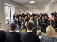 VAŽAN DOGAĐAJ U BIHAĆU: Otvorena izložba '9. januar – put u genocid'