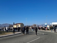 PARALISAN ŽIVOT U GLAVNOM GRADU: Građani blokirali saobraćajnice