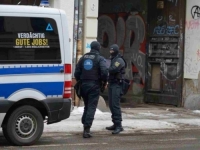 ZAPLIJENJENA VELIKA KOLIČINA ORUŽJA: Državljanin BiH uhapšen u velikoj raciji njemačkih specijalaca