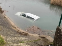 STRAVIČNA NESREĆA: Vozilo završilo u rijeci Neretvi, smrtno stradala jedna osoba (FOTO)