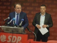 SDP NAPAO KOMŠIĆA: 'Nastavio je politiku Bakira Izetbegovića!'