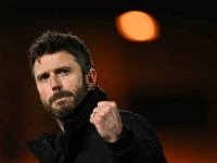 BIVŠI VEZNJAK NA UŽARENOJ KLUPI: Manchester United dobio privremenog trenera...