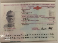 PAO NA GRANICI: Graničarima dao na uvid lažni pasoš, priznao da ga je kupio za 1.200 eura