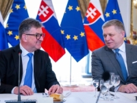 SLOVAČKI MEDIJI OTKRIVAJU: Šta sve povezuje Lajčaka i Fica sa Epsteinom