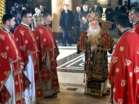 'SB' U SABORNOJ CRKVI PRESVETE BOGORODICE U SARAJEVU: Božićnu liturgiju predvodio mitropolit dabrobosanski gospodin Hrizostom (FOTO)