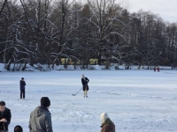 HOROR U BH SUSJEDSTVU: Dvije osobe propale kroz led u jezero, spašavali ih prolaznici