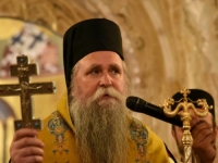 ŠOKANTAN ISTUP VLADIKE JOANIKIJA: 'Maloljetni da svežu svakog starijeg čovjeka...'