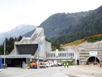 STRATEŠKI PROJEKAT PRI KRAJU: Na proljeće dvosmjerni promet kroz novu cijev tunela Karavanke