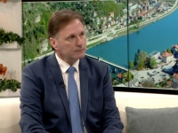 HRNJIĆ (NiP) SMISLIO ODGOVOR NA PROZIVKE DA NEMA PARA ZA KRAJINU: 'Da ne zaboravim Sediću dati savjet jer sam malo stariji, ako se odlučiš...'