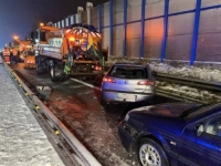 TEŠKA SAOBRAĆAJNA NESREĆA: Lančani suda 18 vozila - povrijeđeno najmanje 13 osoba