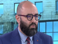 DAMIR MAŠIĆ O MINIĆEVOM NEZAKONITOM MANDATU: 'Niko ne ponižava RS više od Dodika i SNSD-ovih klimoglavaca'