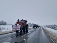 DOŠLO JE PET DO 12: Protest mljekara u manjem bh. entitetu, upozorenje pred krah poljoprivrede (FOTO, VIDEO)