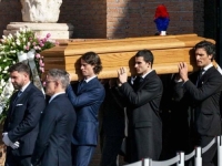 RIM SE OPROSTIO OD VALENTINA GARAVANIJA: Na posljednji ispraćaj stigla modna elita (FOTO)