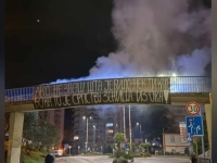 NA ULAZU U TIVAT OSVANUO PROVOKATIVNI VELIKOSRPSKI TRANSPARENT: 'Ako ne znaš šta je bilo...'
