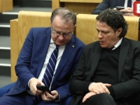 NIKŠIĆ I KRALJEVIĆ U FEDERALNOM PARLAMENTU: U 2026. moramo se zadužiti