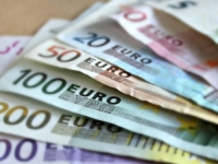 DOBIO JE KAZNU: Bh. državljanin pokušao u Hrvatsku unijeti veću količinu eura