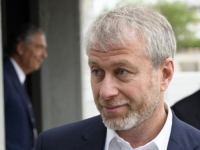 REKORD KOJI SMRDI NA NAFTU I SANKCIJE: Abramovič u centru novog bankarskog skandala