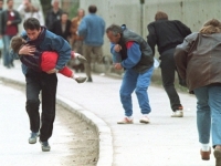 FORMIRANI POSEBNI TIMOVI: Tužilaštvo BiH intenziviralo rad na predmetima protiv zločinaca koji su granatirali Sarajevo i ubijali nevine civile