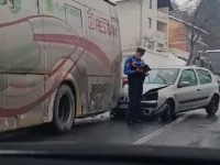 KOLAPS U SARAJEVU: Sudar u Alipašinoj ulici blokirao saobraćaj