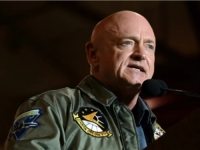 BRUTALAN ODGOVOR PENTAGONA: Senator Kelly na meti zbog jedne video poruke