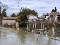 DRAMATIČNO U HERCEGOVINI: Izlila se i rijeka Trebižat, poplavila polja, u Strugama prijeti kućama (FOTO, VIDEO)