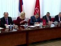 POKUŠAJ SPAŠAVANJA VLASTITE KOŽE: Da li je Dodik obećao državnu imovinu i NATO u zamjenu za skidanje sankcija? (VIDEO)