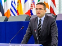 KO JE JASTREB TOMISLAV SOKOL KOJI PRIJETI TREĆIM ENTITETOM: Bošnjake kao Dodik naziva 'muslimanima', nije mu sporan 'ZDS', ali jesu borba protiv fašizma i ćirilica