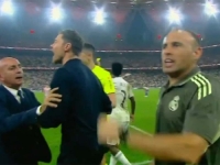 TREĆE POLUVRIJEME SPEKTAKLA U SAUDIJSKOJ ARABIJI: Pogledajte šta je zvijezda Real Madrida uradila treneru Atletica...