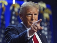 'DOBIT ĆEMO GA NA OVAJ ILI ONAJ NAČIN': Trump ismijavao Grenland