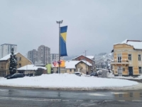 KOLAPS U TUZLANSKOM KANTONU: Snijeg paralizirao saobraćaj, bez električne energije ostalo više od 29 hiljada potrošača