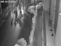 PROCURIO NOVI SNIMAK IZ TUZLE: Pogledajte kako Torcida s palicama kreće prema Delijama (VIDEO)