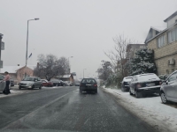 NEVJEROVATNI PRIZORI IZ HERCEGOVINE: Mostarci na ovo nisu navikli, ali se dobro snalaze... (FOTO, VIDEO)