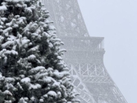 VREMENSKE NEPOGODE ŠIROM STAROG KONTINENTA: U Parizu otkazano skoro polovina letova