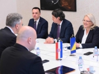 PO UZORU NA DODIKA I VLADU RS: Umjesto državne delegacije o međudržavnom projektu Južne interkonekcije sa Plenkovićem pregovaraju federalni ministri