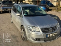 UHAPŠEN NA GRANICI: Falsifikovao dokumente o automobilu, stavio registraciju sa drugog vozila