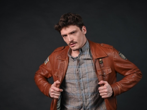 TRAŽE ZAMJENU: Hrvatski glumac izbačen iz popularne serije zbog neprimjerenog ponašanja?