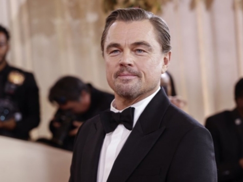 NJEGOV POGLED GOVORI VIŠE OD RIJEČI: Komičarka ismijala Leonarda DiCaprija na dodjeli nagrada (VIDEO)