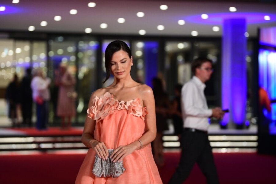 SRBIJANSKA PJEVAČICA OTKAZALA NASTUP ZBOG TRAGEDIJE U SARAJEVU: 'Moje misli i srce su uz sve koji tuguju i prolaze kroz bol'