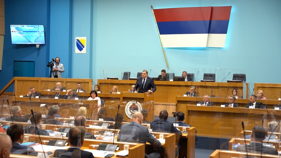 POSEBNE SJEDNICE NSRS REZERVISANE ZA DODIKA: Da li vlast u manjem bh. entitetu bježi od rasprave o gorućim problemima