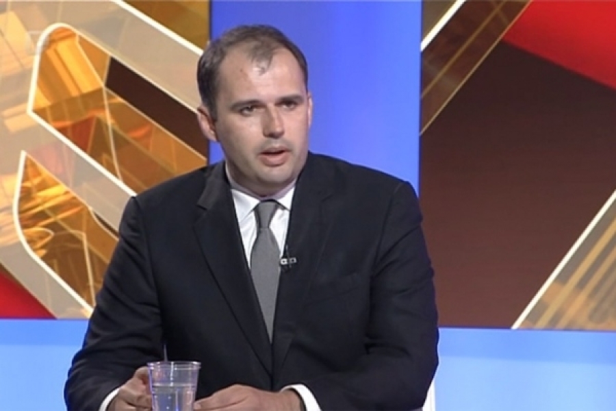 REUF BAJROVIĆ POKAZAO NA GLAVNE KRIVCE: 'Dodik slavi političku pobjedu jer mu je Trojka omogućila ponižavanje Bošnjaka'