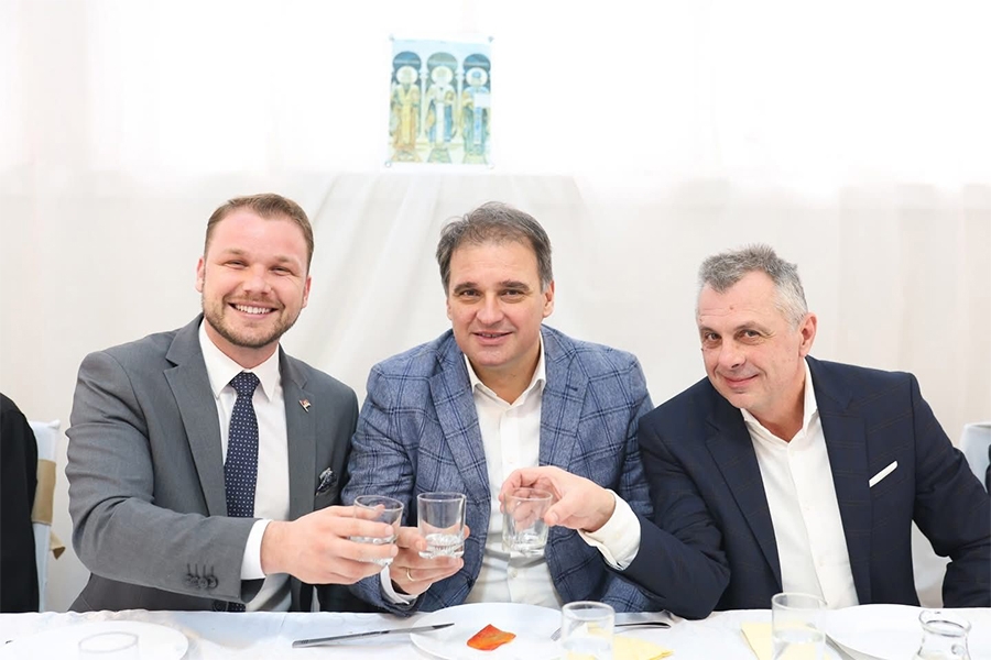 VUKANOVIĆ NAJAVLJUJE DRAMU: Uskoro bi moglo doći do raskola i cijepanja PDP-a, na izborima u oktobru moguće je...