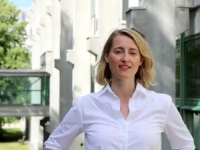 OD IZBJEGLIČKOG KAMPA DO EPSTEINOVIH FAJLOVA: Šta kriju 53 poruke Sane Alajmović?