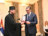 KO JE EPISKOP KOJI JE VUČIĆA PROGLASIO NOVOMUČENIKOM: Upoređivao ga s Isusom, Karađorđem, Milošem Obrenovićem, a studente nazvao...