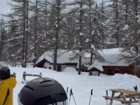 NEVJEROVATAN SNIMAK IZ ITALIJE: Ogromna lavina se sručila na skijaše, pogledajte momenat užasa... (VIDEO)