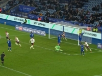 SPEKTAKL U ENGLESKOJ: Bivši golman reprezentacije BiH konačno stao na gol, ali se nije proslavio...