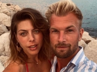 SKINI PRSTEN S DESNE RUKE: Suprug hrvatske atletičarke u društvu dvije dame, šuška se da su...