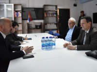 BRANKO BLANUŠA NA SASTANKU SA GINKELOM: 'Avanturistička politika ugrozila RS i njenu ekonomiju'